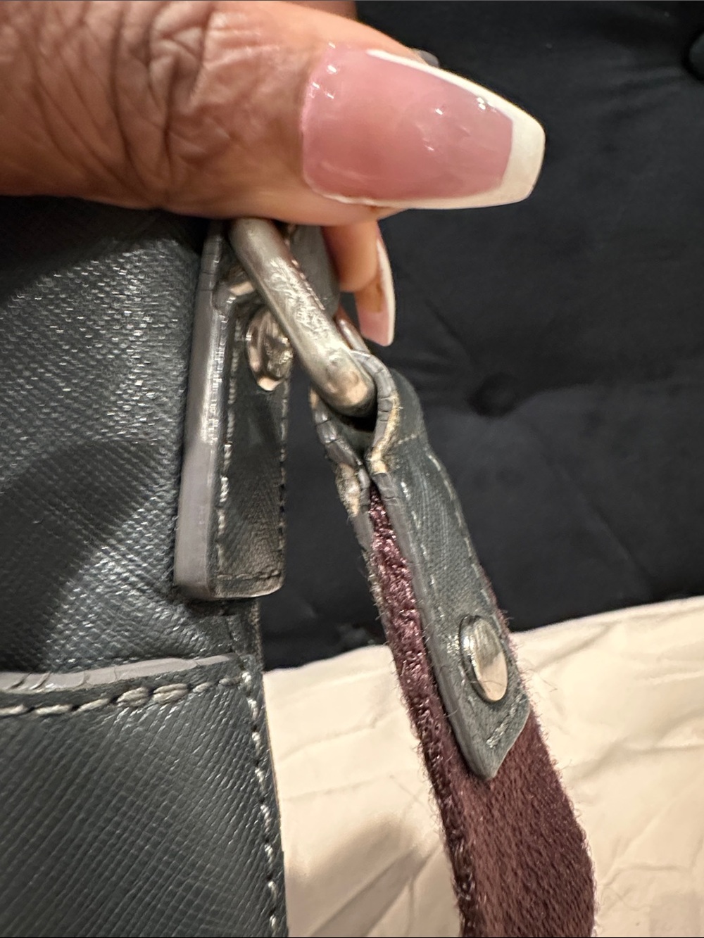 MCM Gray Leather Crossbody with Burgundy Branded Strap Unisex - Picture 5 of 10